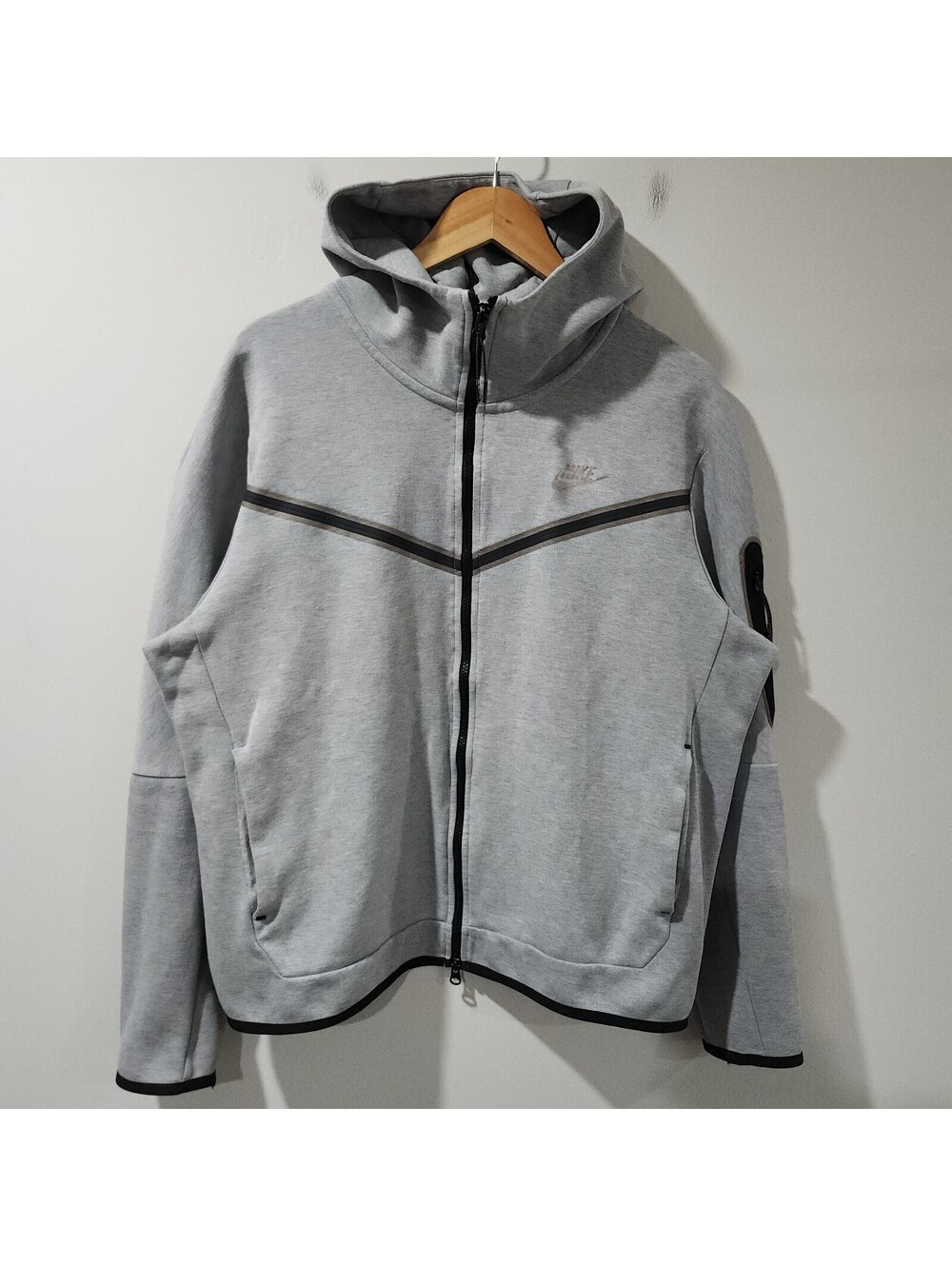 Nike Sportswear Tech Fleece Hoodie Zip Heather Gray Black Large CU4489-063